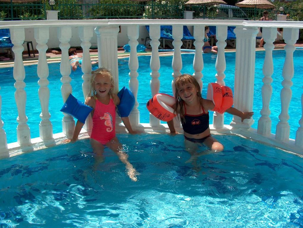 The S Apart & Suites Hotel Alanya Bagian luar foto